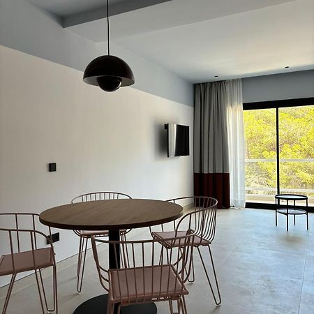 Apartamentos Sofia Es Cana Exteriér fotografie