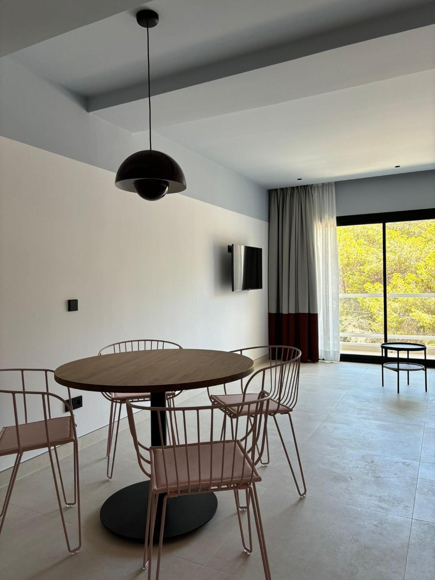 Apartamentos Sofia Es Cana Exteriér fotografie