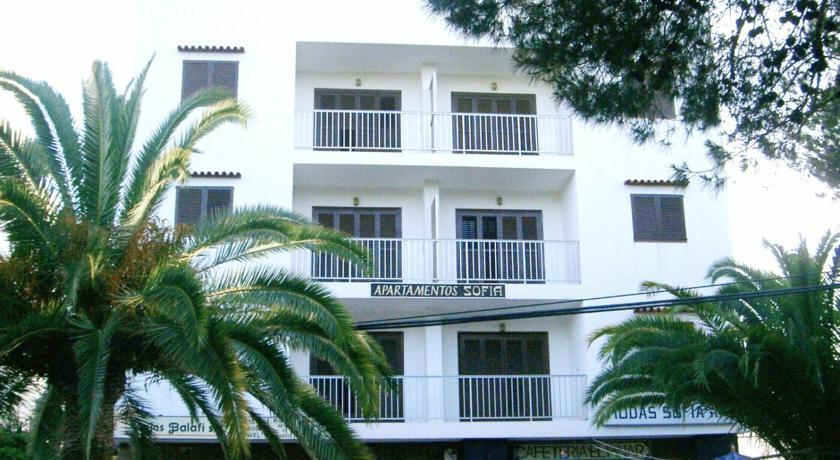 Apartamentos Sofia Es Cana Exteriér fotografie